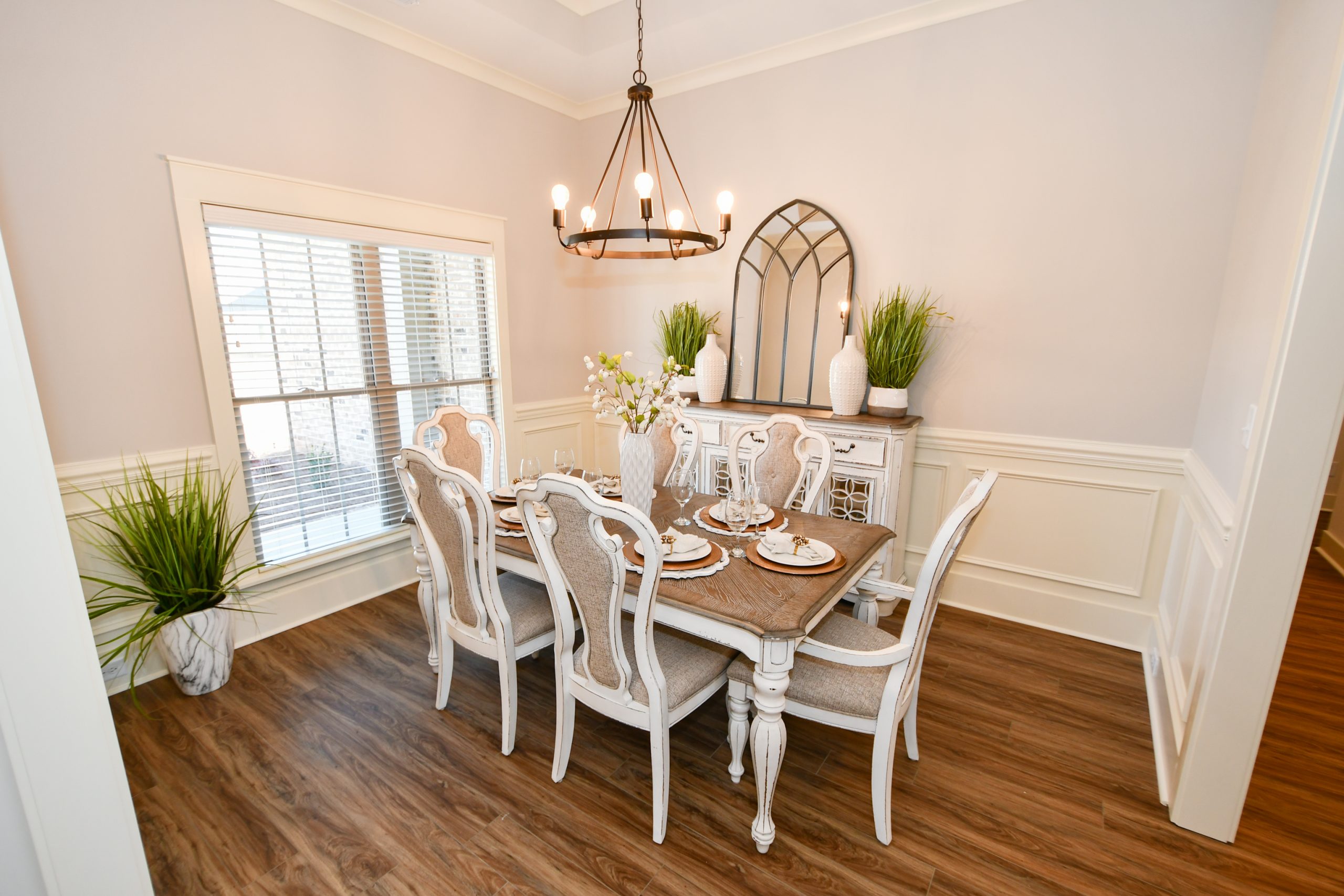112 Woodinds Ct – Formal Dining Room
